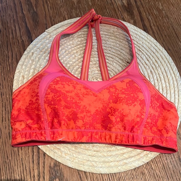 Moving Comfort Comfy Padded Sports Bra Size Small - Picture 1 of 9